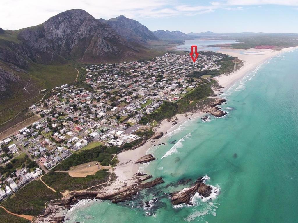 Valentines Hermanus Kültér fotó